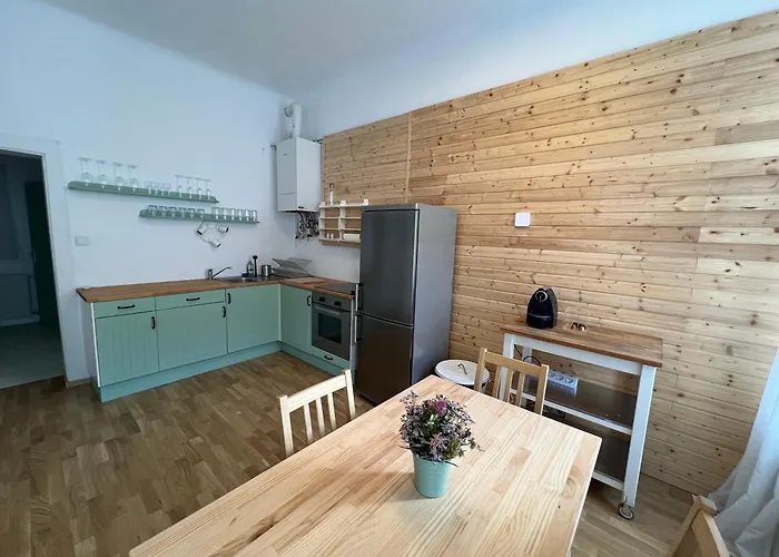 Charming New In Next To Stadthalle Apartamento *