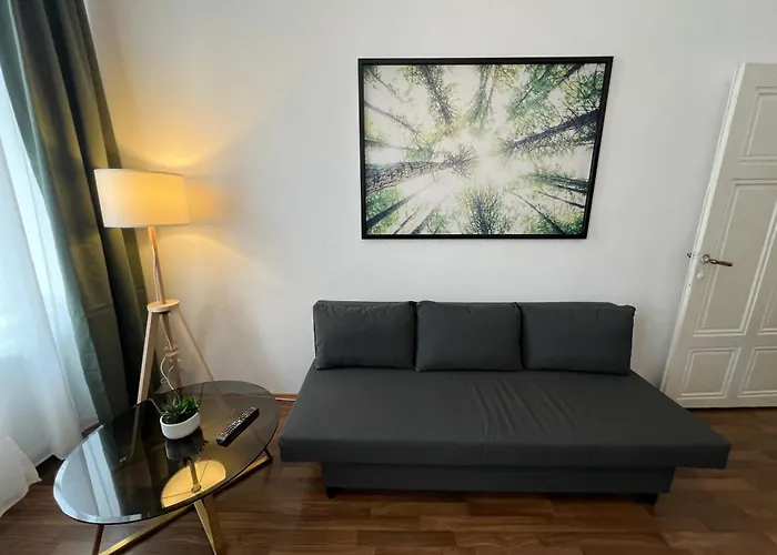 Charming New In Next To Stadthalle