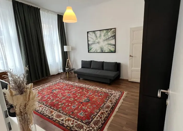 Charming New In Next To Stadthalle